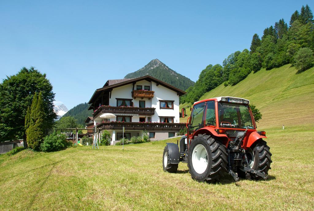 Hotel Berghof am Schwand Hinterhornbach Exterior foto